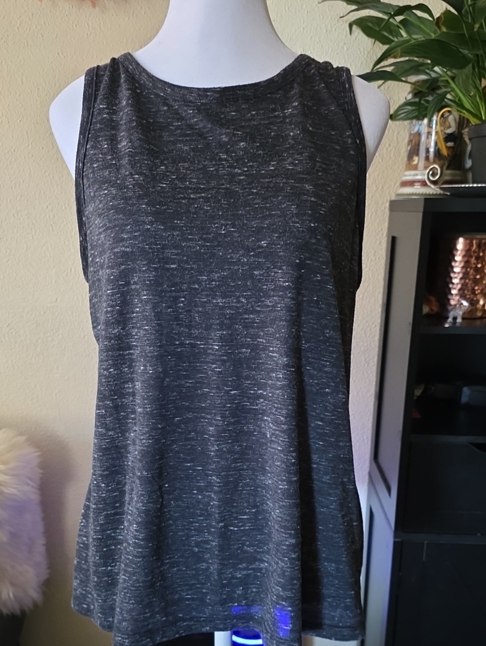 Victoria Secret Sport Charcoal Heather Sleeveless Tank Top - Women Large